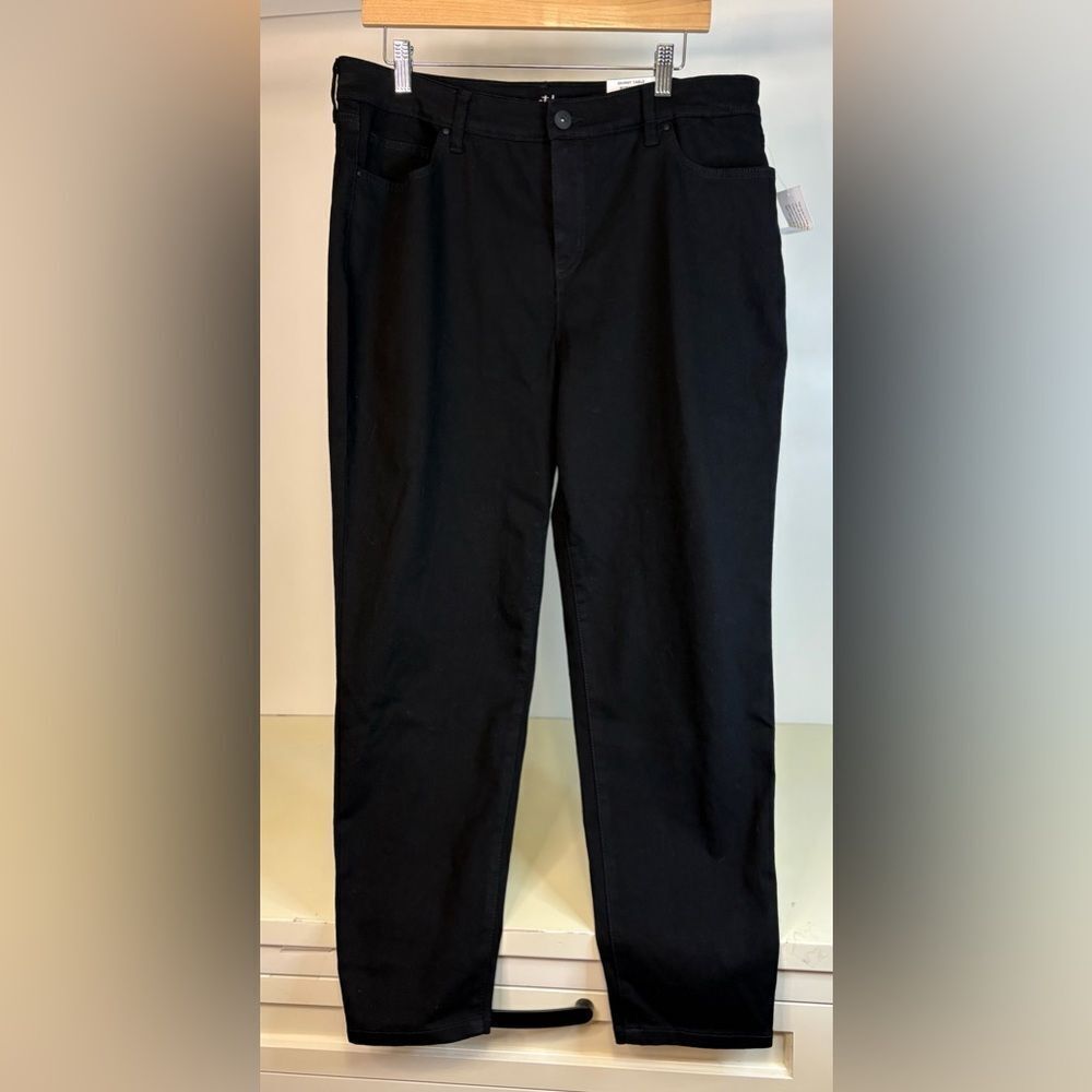 NWT Style & Co curvy skinny  black jeans 16s